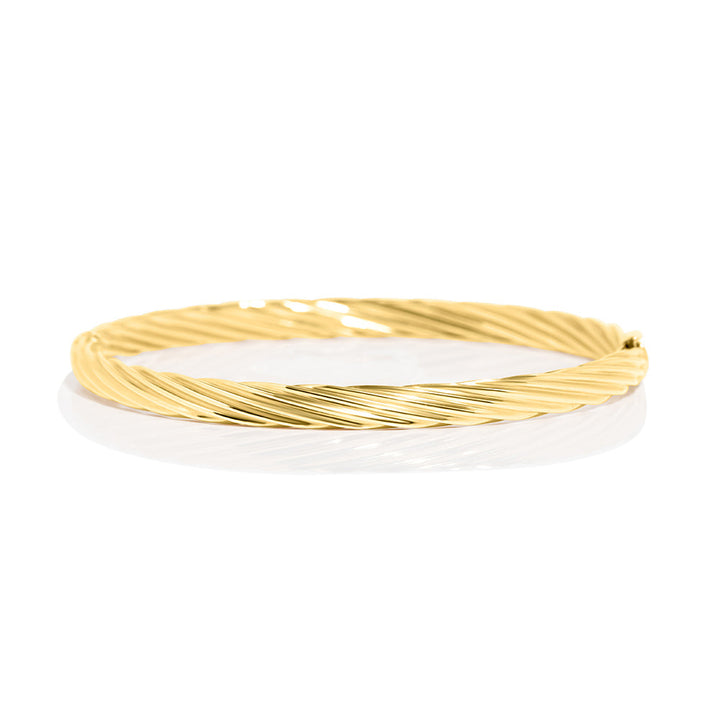 14K Yellow Gold Bangle Hollow