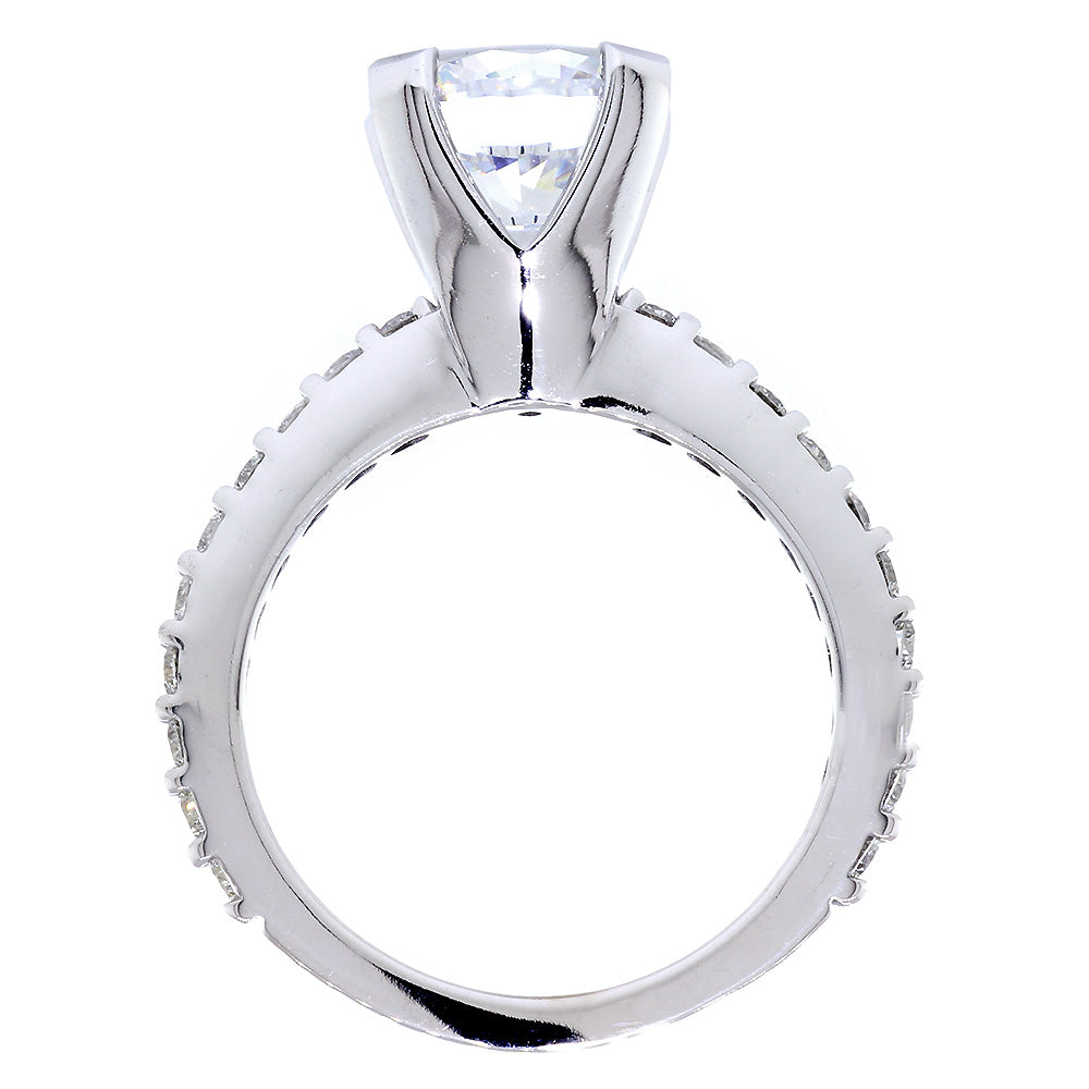 Engagement Ring Setting for a 2.5CT Round Diamond Center, 0.60CT Total Sides in 14k White Gold