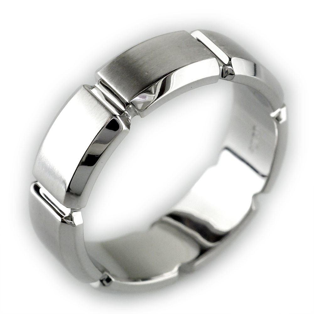 Mens Beveled Wedding Band in 14K Gold