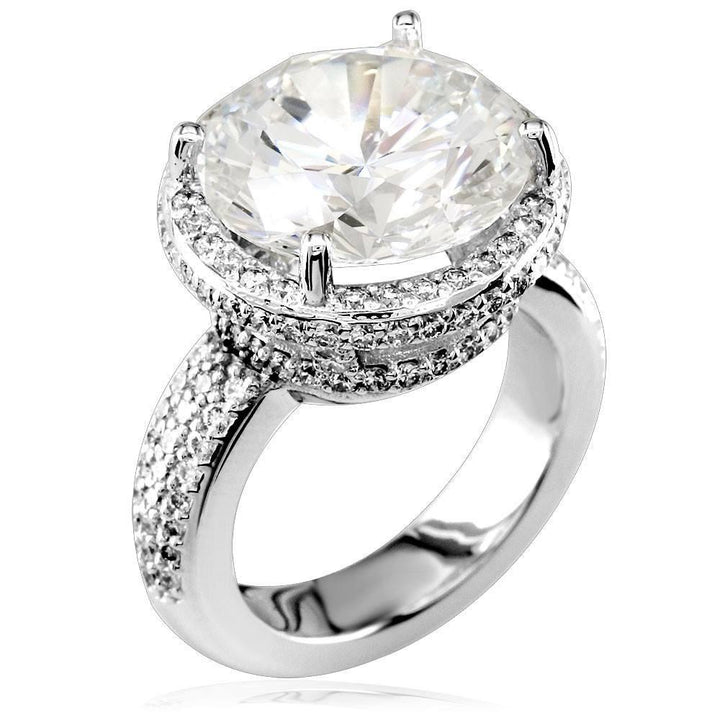 Large Cubic Zirconia Ring Set in Diamond Basket