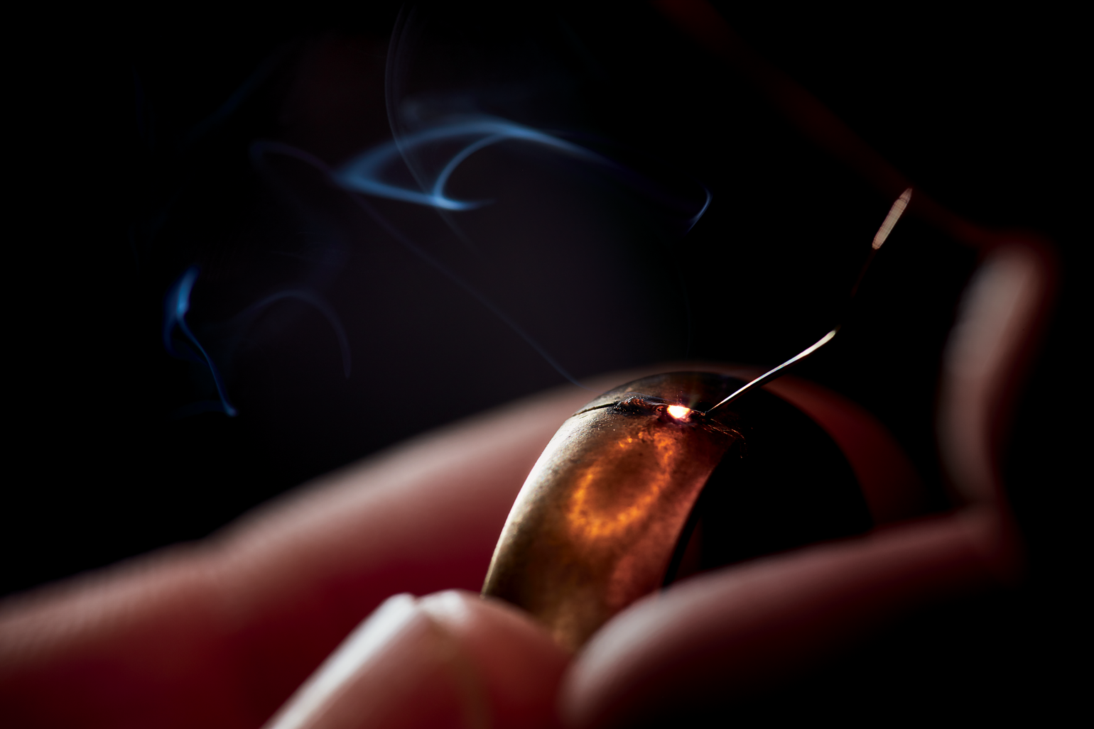 How Much Does It Cost To Fix A Gold Chain? Laser Welding Vs Traditional Repair 4 laser welding