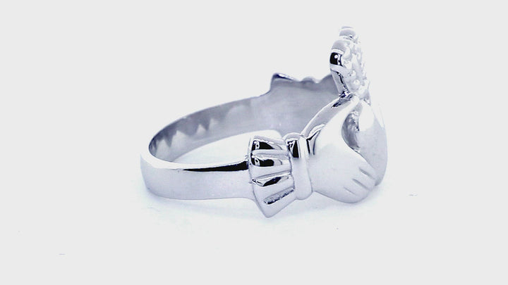 Claddagh Ring in 14k White Gold