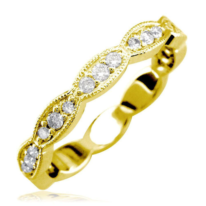 Scalloped Band with Round Diamonds, 0.25CT in 18K Yellow Gold