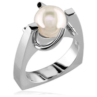 Designer Pearl Ring in 14K